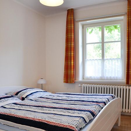 Haus Am Deich Apartment Utersum Bagian luar foto