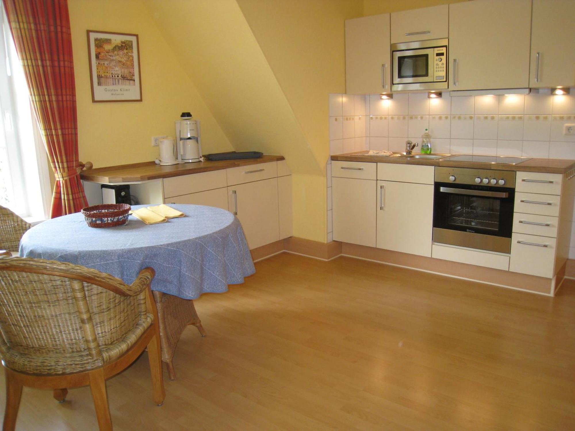 Haus Am Deich Apartment Utersum Bagian luar foto